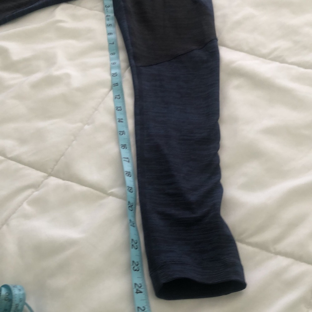 Outdoor Voices XS leggings color blocked heathered lines in navy & black grey - Picture 4 of 9